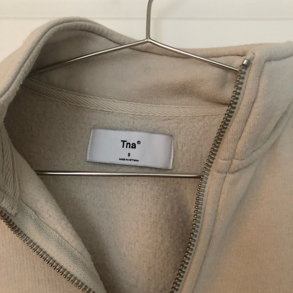 Cropped sweater - Picture 2 of 3